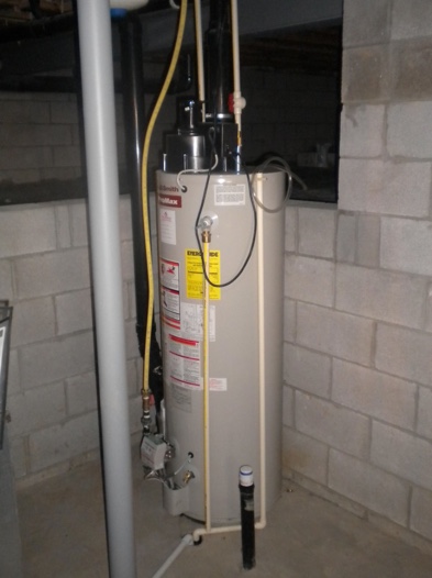 https://www.plumbingemergencyrescue.com/wp-content/uploads/2019/12/water-heater-maintenance.jpg